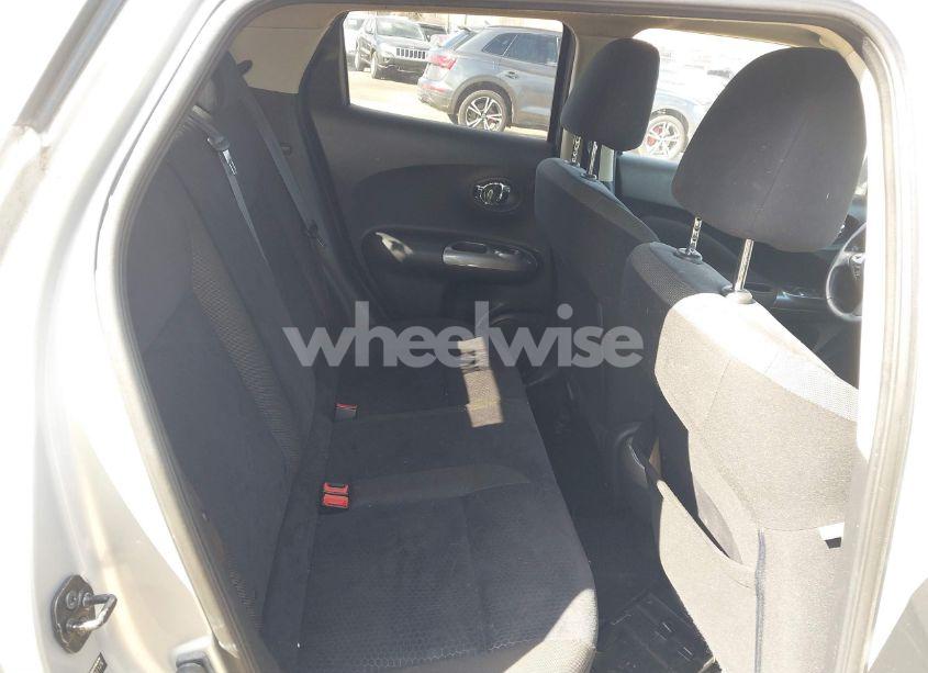 Photo 8 of 2011 Nissan Juke SV (VIN JN8AF5MV1BT028126)