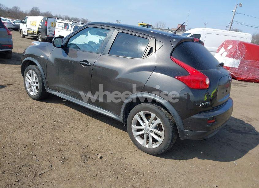 Photo 3 of 2013 Nissan Juke SL (VIN JN8AF5MV1DT205843)