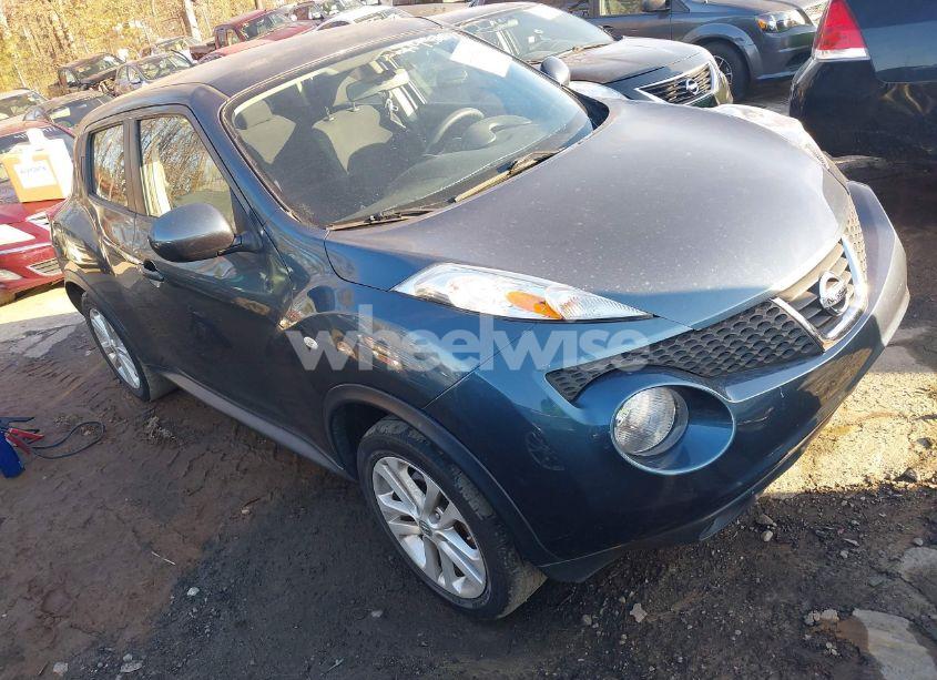 2013 Nissan Juke S (VIN JN8AF5MV1DT211741) main photo