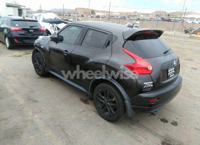 Photo 3 of 2013 Nissan Juke SV (VIN JN8AF5MV1DT217930)