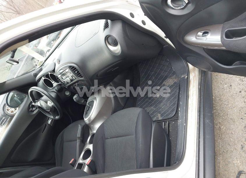 Photo 5 of 2013 Nissan Juke S (VIN JN8AF5MV1DT219550)