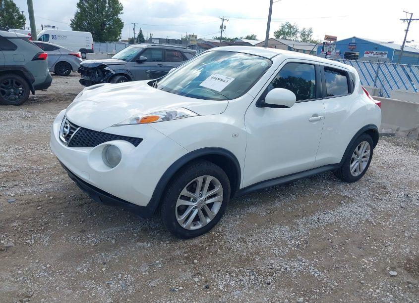 Photo 2 of 2013 Nissan Juke SL (VIN JN8AF5MV1DT230631)