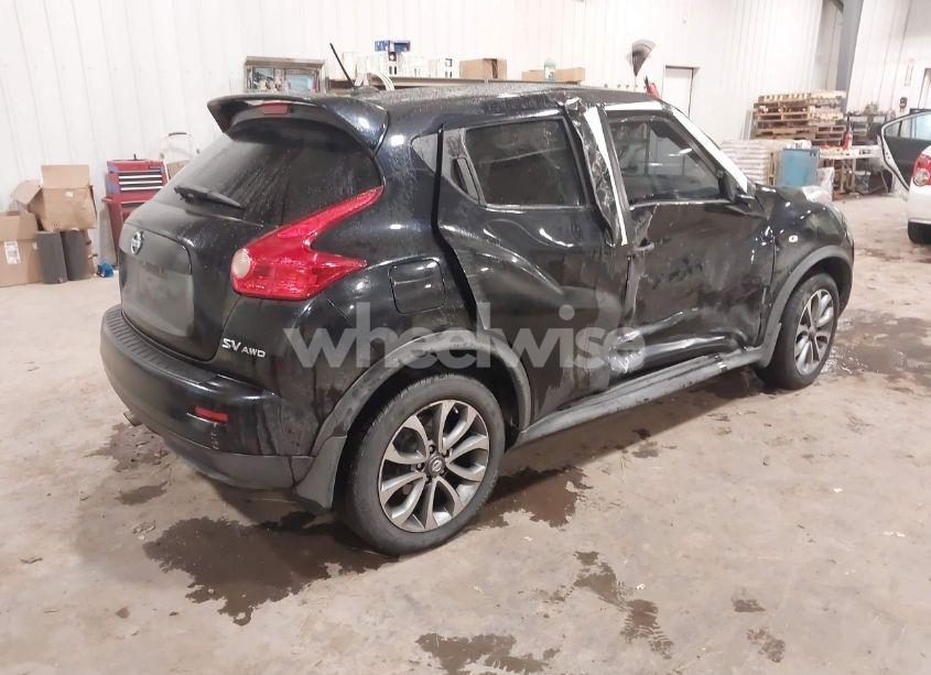 Photo 4 of 2011 Nissan Juke (VIN JN8AF5MV2BT008743)