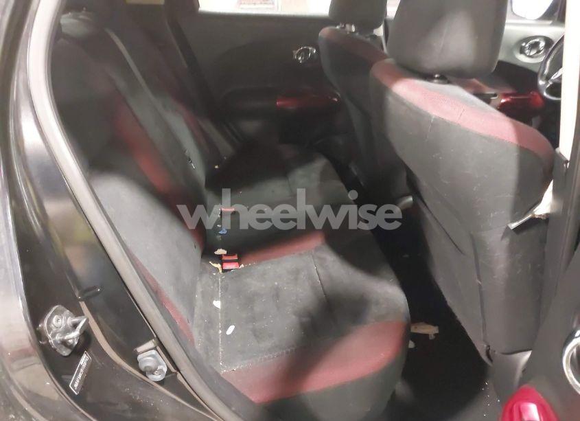 Photo 8 of 2011 Nissan Juke (VIN JN8AF5MV2BT008743)