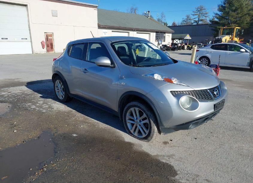 2011 Nissan Juke SL (VIN JN8AF5MV2BT014249) main photo