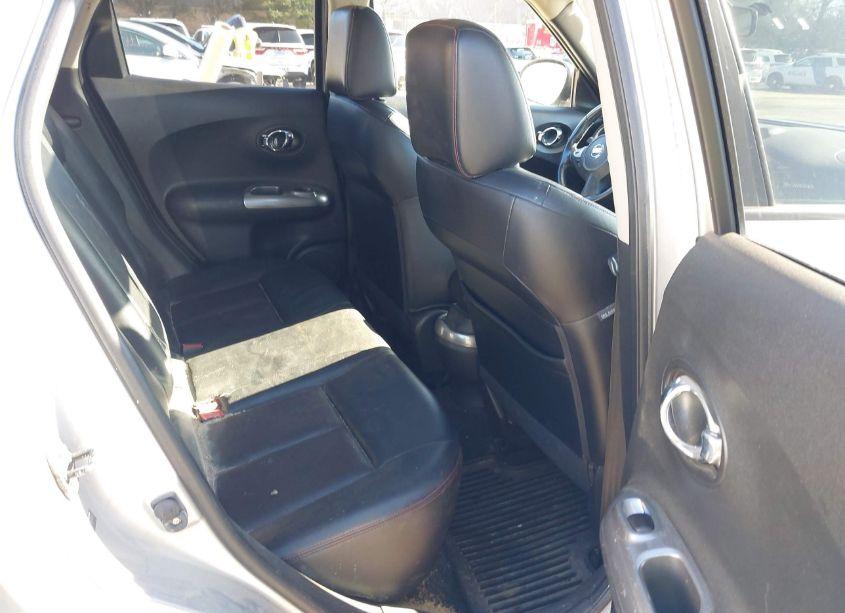 Photo 8 of 2011 Nissan Juke SL (VIN JN8AF5MV2BT014249)