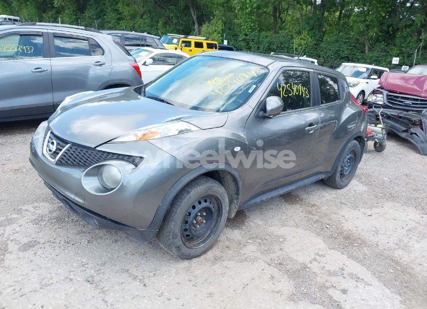 Photo 2 of 2011 Nissan Juke SL (VIN JN8AF5MV2BT016406)