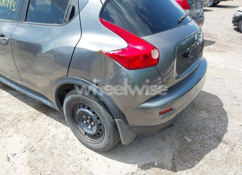Photo 6 of 2011 Nissan Juke SL (VIN JN8AF5MV2BT016406)