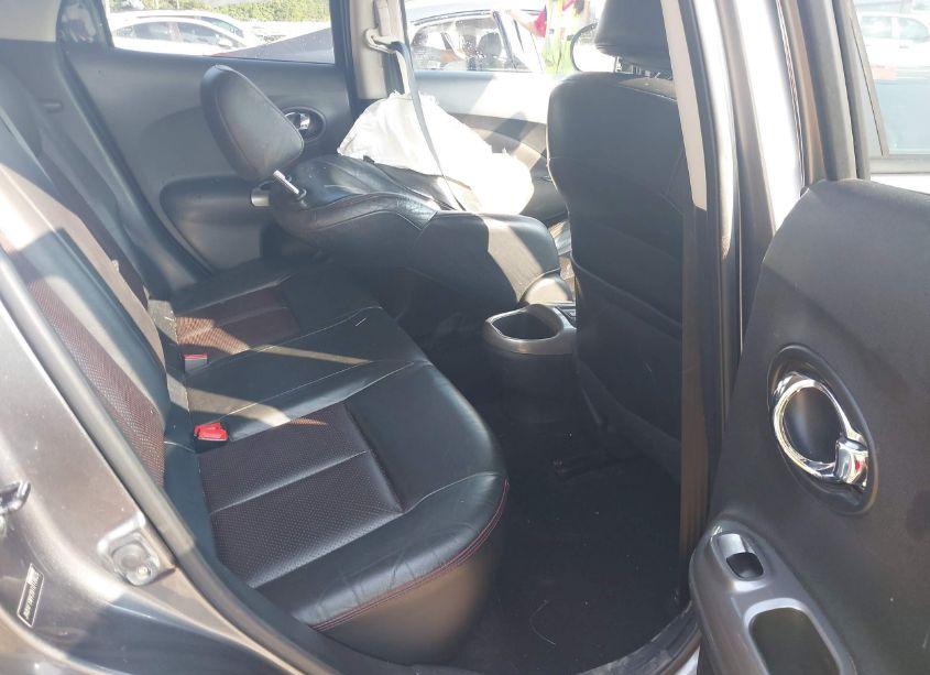 Photo 8 of 2011 Nissan Juke SL (VIN JN8AF5MV2BT018625)