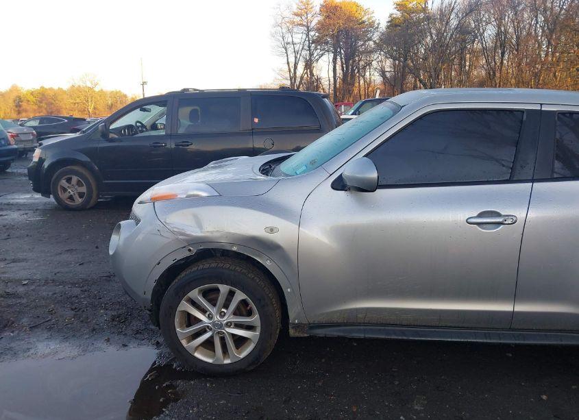 Photo 6 of 2011 Nissan Juke SV (VIN JN8AF5MV2BT026479)