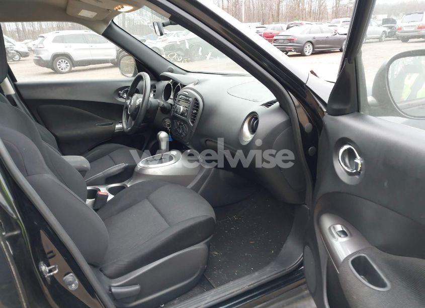 Photo 5 of 2013 Nissan Juke S (VIN JN8AF5MV2DT207343)