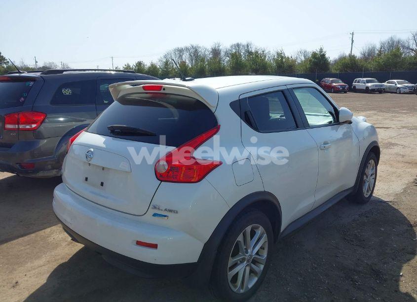 Photo 4 of 2014 Nissan Juke SL (VIN JN8AF5MV2ET355896)