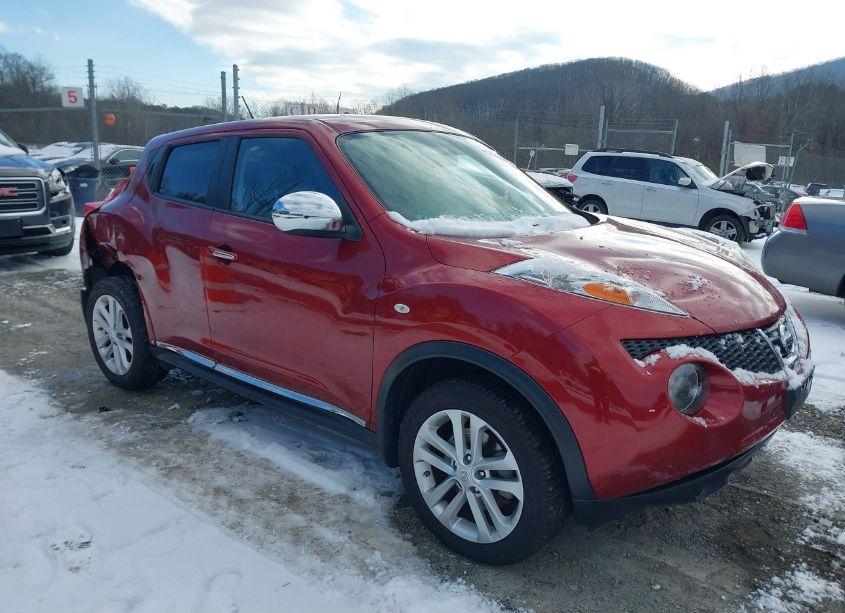 2014 Nissan Juke SL (VIN JN8AF5MV2ET356059) main photo