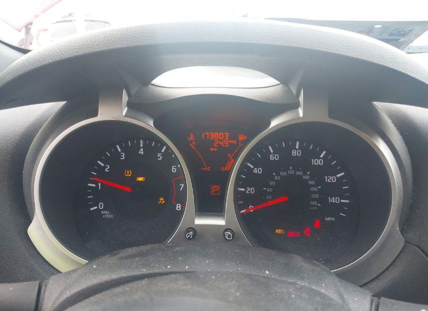 Photo 7 of 2015 Nissan Juke S (VIN JN8AF5MV2FT565030)