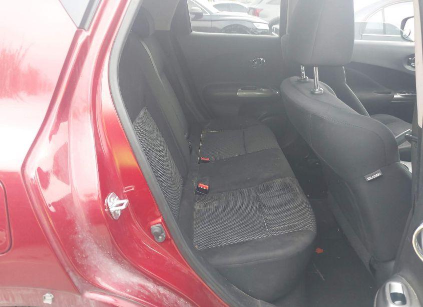 Photo 8 of 2015 Nissan Juke S (VIN JN8AF5MV2FT565030)