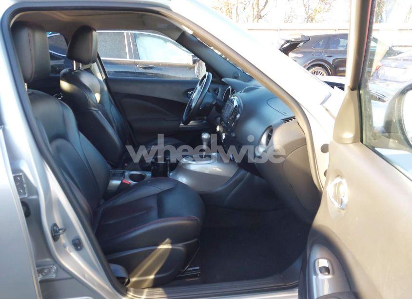 Photo 5 of 2011 Nissan Juke SL (VIN JN8AF5MV3BT018455)