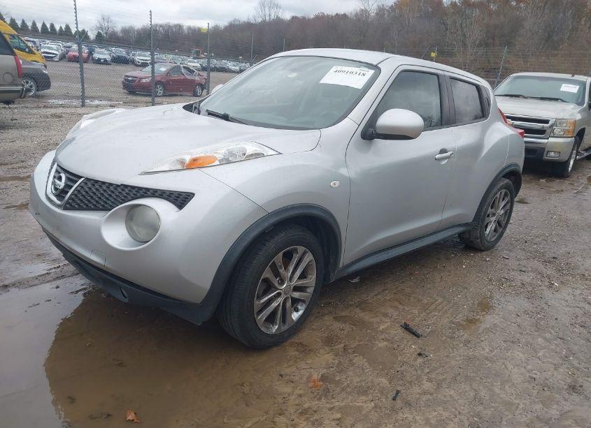 Photo 2 of 2013 Nissan Juke SL (VIN JN8AF5MV3DT229755)
