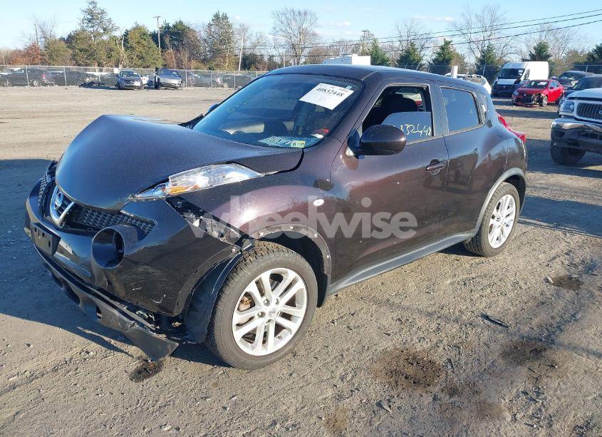 Photo 2 of 2014 Nissan Juke SV (VIN JN8AF5MV3ET359780)
