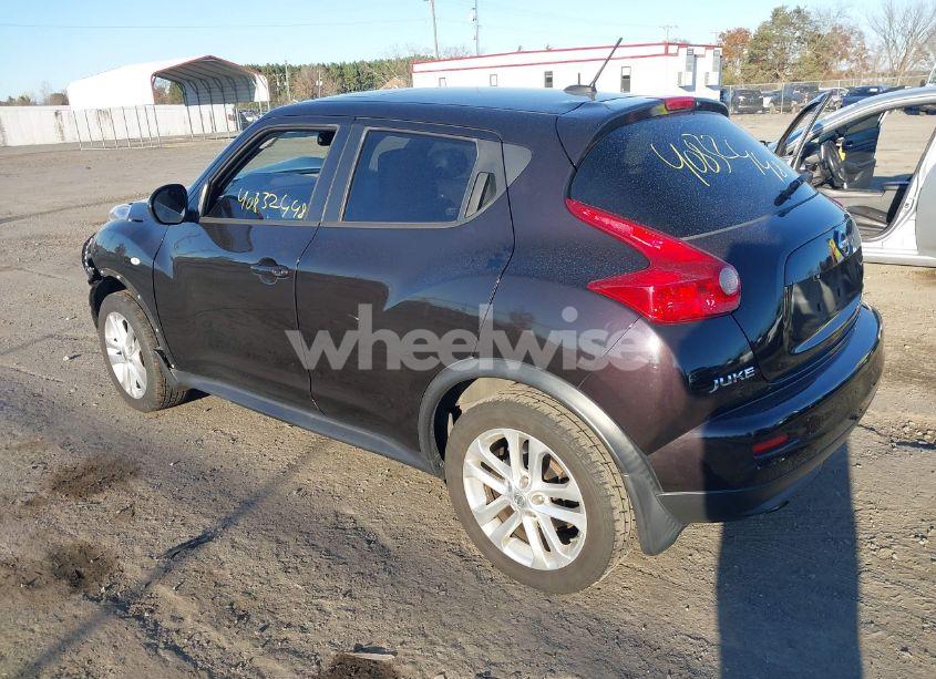 Photo 3 of 2014 Nissan Juke SV (VIN JN8AF5MV3ET359780)