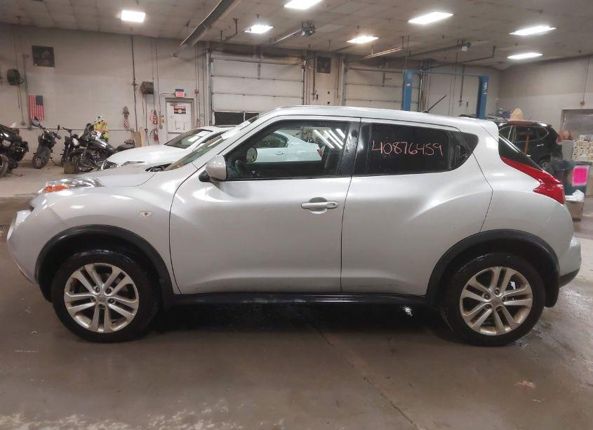 Photo 14 of 2014 Nissan Juke S (VIN JN8AF5MV3ET481121)