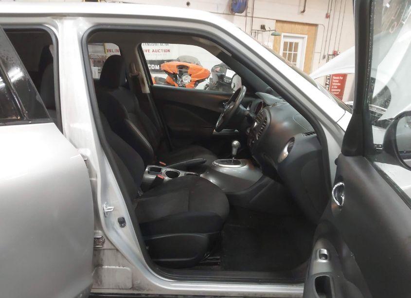 Photo 5 of 2014 Nissan Juke S (VIN JN8AF5MV3ET481121)