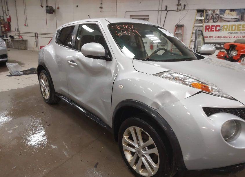 Photo 6 of 2014 Nissan Juke S (VIN JN8AF5MV3ET481121)
