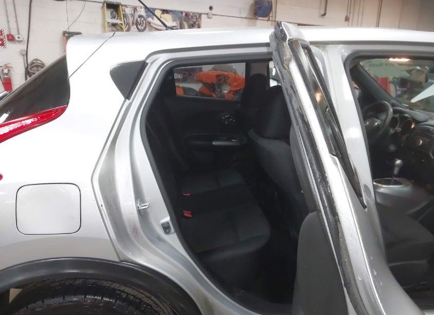 Photo 8 of 2014 Nissan Juke S (VIN JN8AF5MV3ET481121)