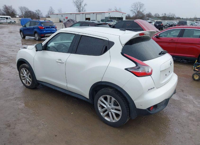 Photo 3 of 2015 Nissan Juke SL (VIN JN8AF5MV3FT553128)