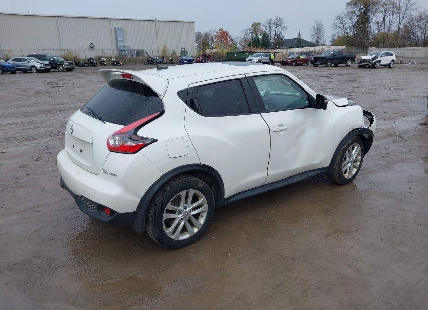 Photo 4 of 2015 Nissan Juke SL (VIN JN8AF5MV3FT553128)