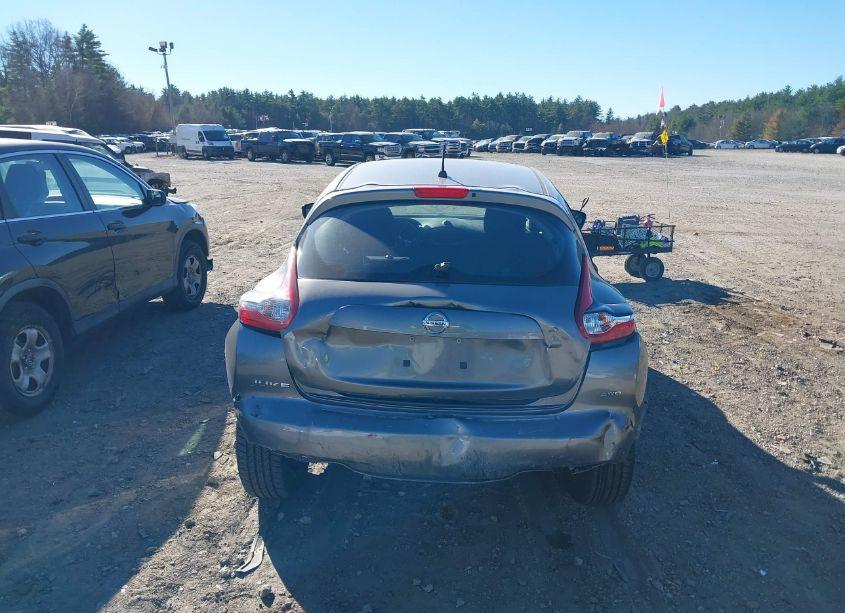 Photo 16 of 2015 Nissan Juke S (VIN JN8AF5MV3FT556207)