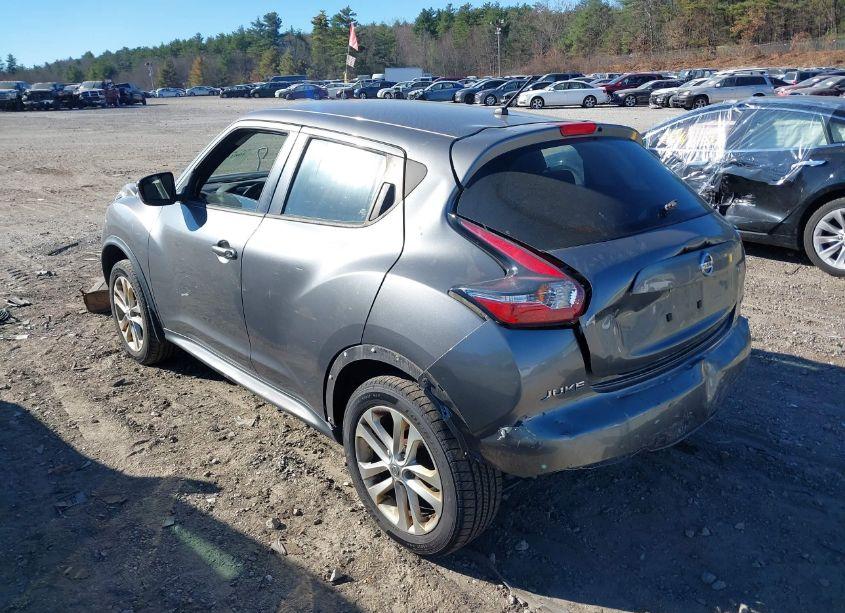 Photo 3 of 2015 Nissan Juke S (VIN JN8AF5MV3FT556207)