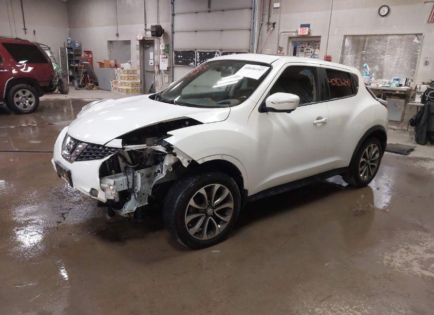 Photo 2 of 2017 Nissan Juke SV (VIN JN8AF5MV3HT751078)