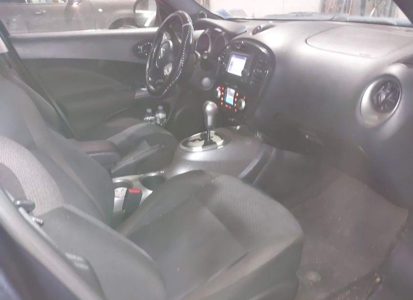 Photo 5 of 2011 Nissan Juke SV (VIN JN8AF5MV4BT006122)