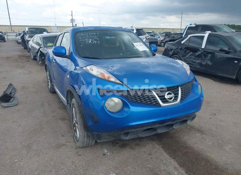 2011 Nissan Juke SV (VIN JN8AF5MV4BT007268) main photo