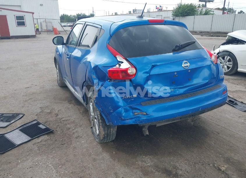 Photo 3 of 2011 Nissan Juke SV (VIN JN8AF5MV4BT007268)