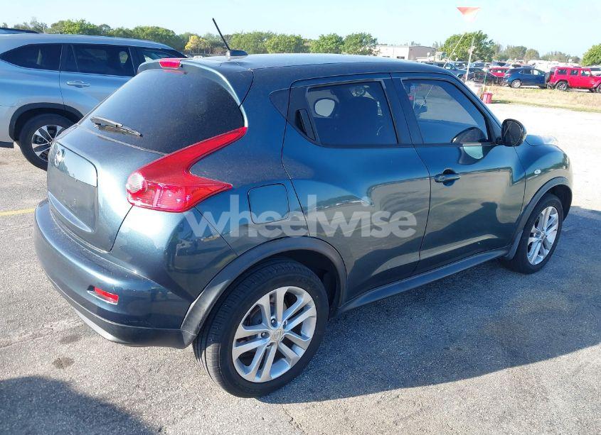Photo 4 of 2011 Nissan Juke SV (VIN JN8AF5MV4BT011725)
