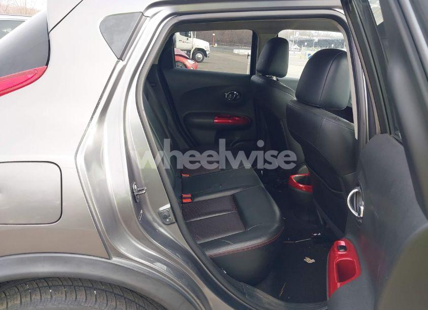 Photo 8 of 2011 Nissan Juke SL (VIN JN8AF5MV4BT015239)