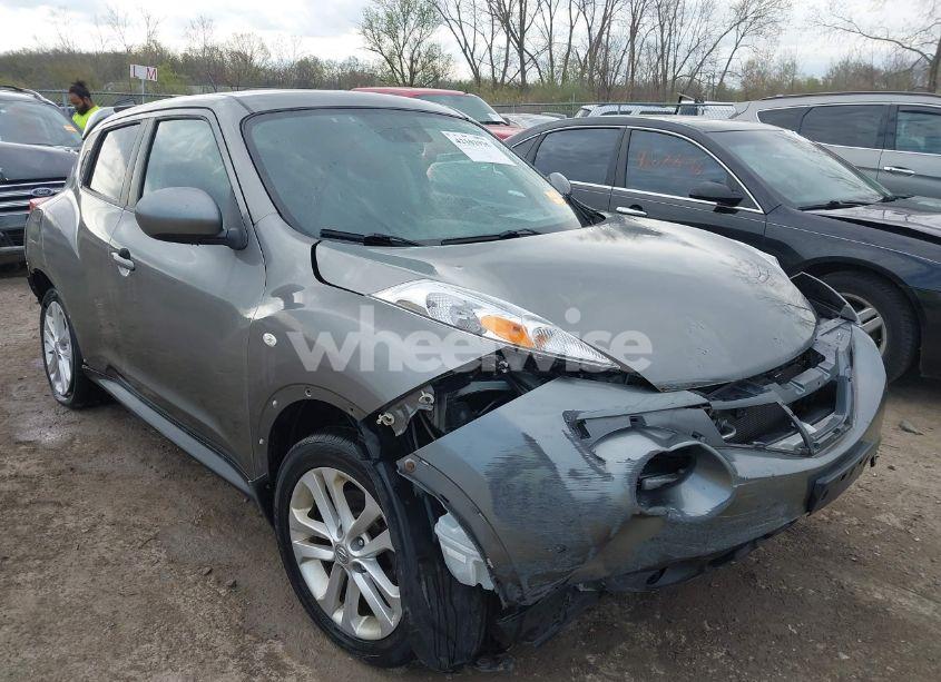 2011 Nissan Juke SV (VIN JN8AF5MV4BT019405) main photo