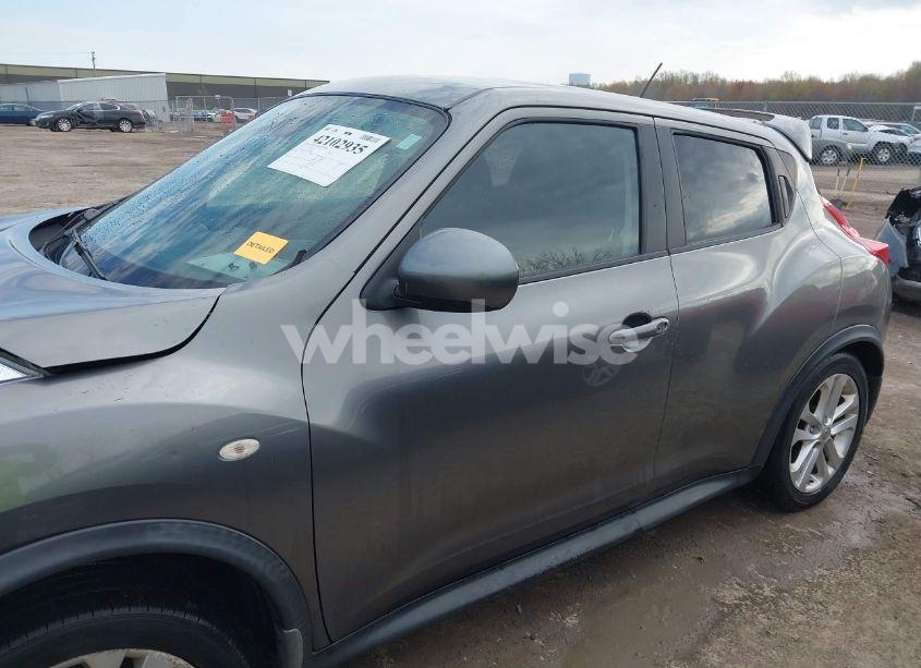 Photo 14 of 2011 Nissan Juke SV (VIN JN8AF5MV4BT019405)