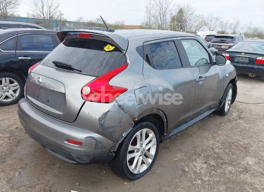 Photo 4 of 2011 Nissan Juke SV (VIN JN8AF5MV4BT019405)