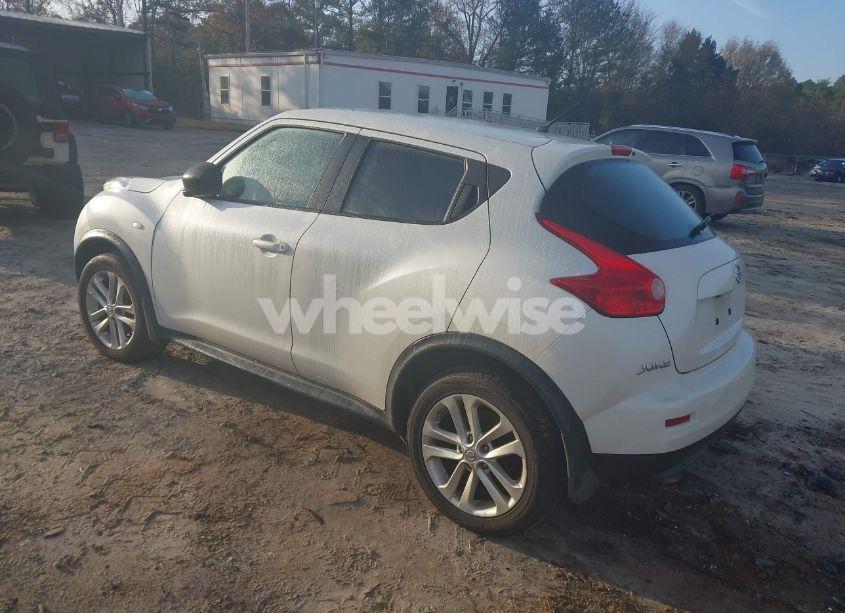 Photo 3 of 2013 Nissan Juke S (VIN JN8AF5MV4DT205075)