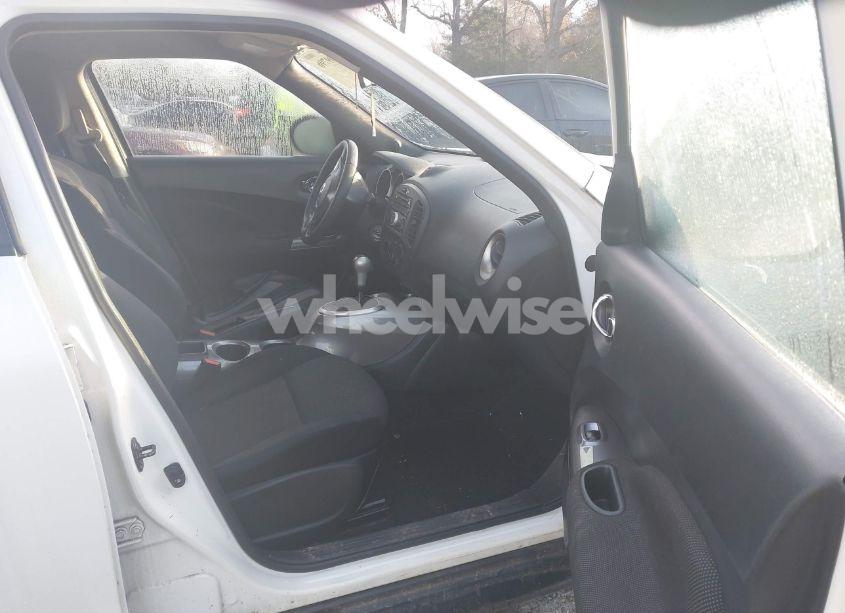 Photo 5 of 2013 Nissan Juke S (VIN JN8AF5MV4DT205075)