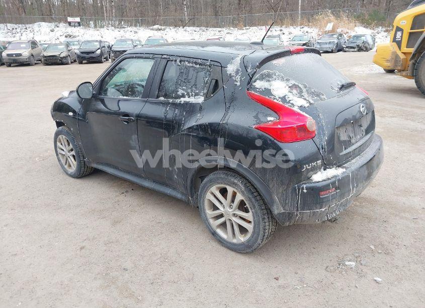 Photo 3 of 2013 Nissan Juke SV (VIN JN8AF5MV4DT224869)