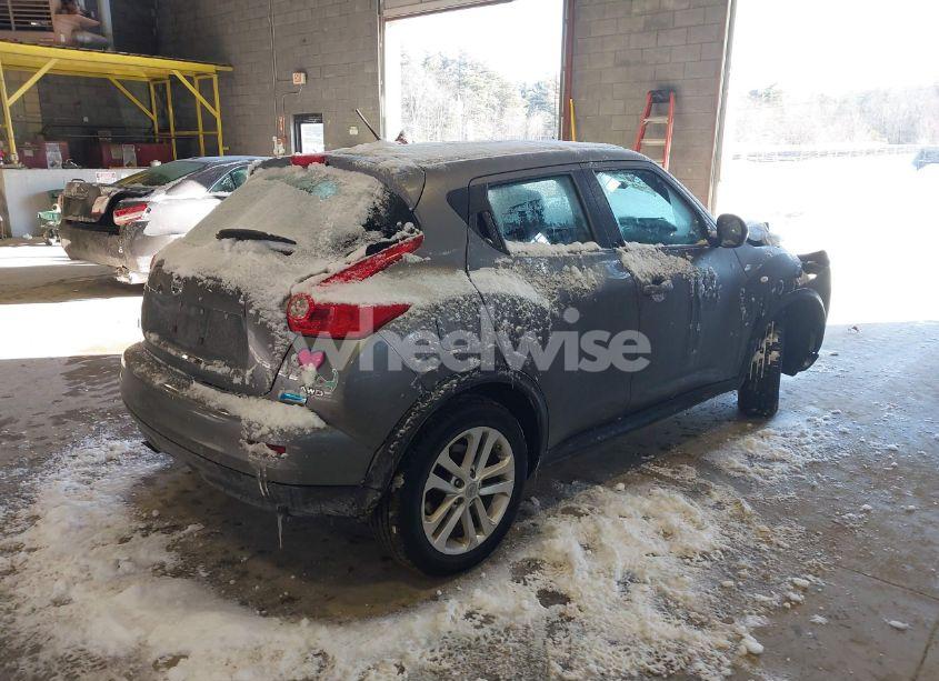 Photo 4 of 2013 Nissan Juke S (VIN JN8AF5MV4DT227772)