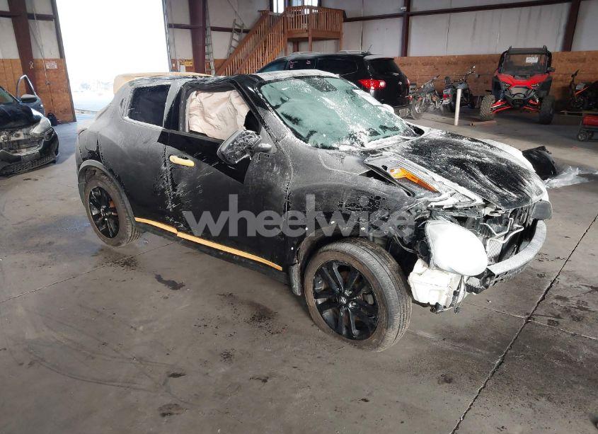 2015 Nissan Juke S (VIN JN8AF5MV4FT558693) main photo