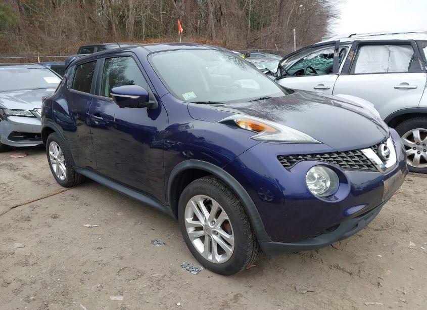 2015 Nissan Juke SV (VIN JN8AF5MV4FT558788) main photo