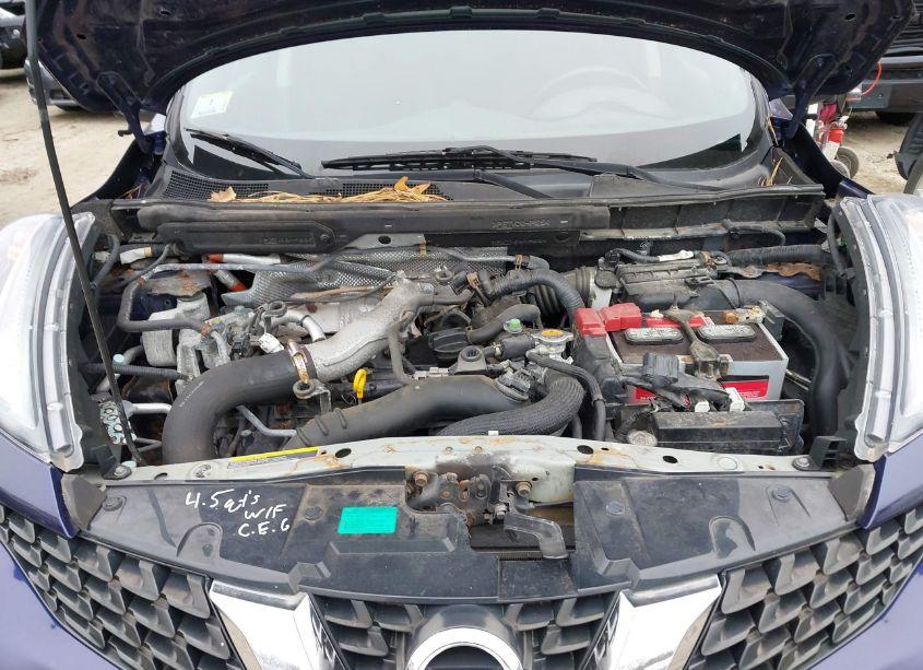 Photo 10 of 2015 Nissan Juke SV (VIN JN8AF5MV4FT558788)