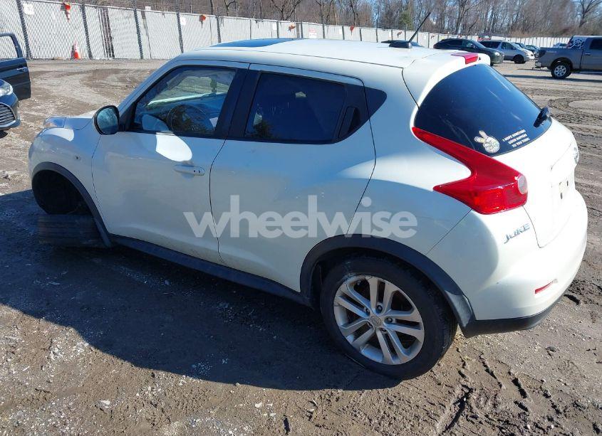 Photo 3 of 2011 Nissan Juke SV (VIN JN8AF5MV5BT005335)