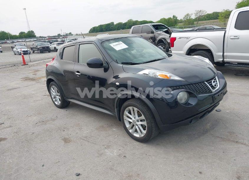 2011 Nissan Juke SV (VIN JN8AF5MV5BT007067) main photo