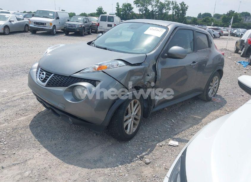 Photo 2 of 2011 Nissan Juke SL (VIN JN8AF5MV5BT014651)